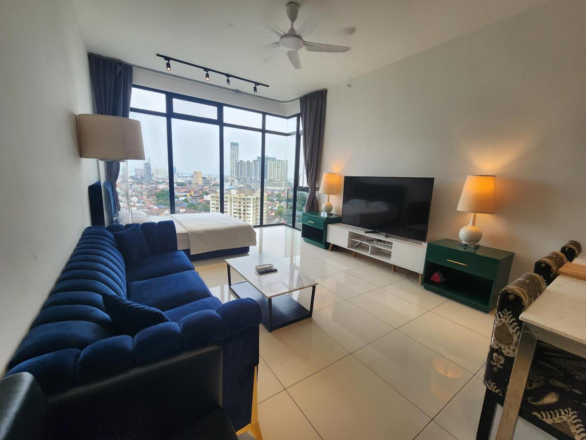 Beacon Executive Premium Suite Джордж Таун Екстериор снимка